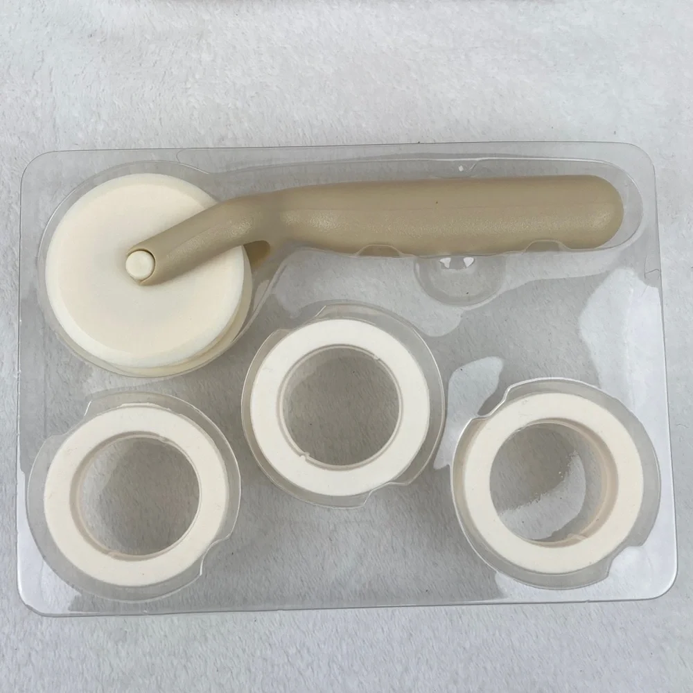 Williams Sonoma Rolling Pie Crust Mold Set of 4 Patterns
